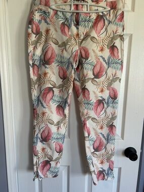 Tropical Leaf Print Pull-On Jeans - Pink & Green